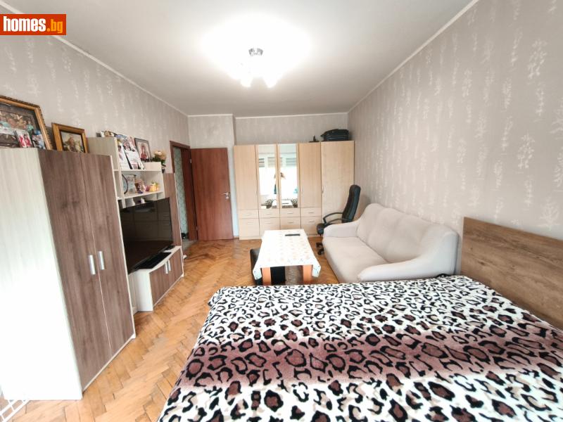 Двустаен, 47m² - снимка 2