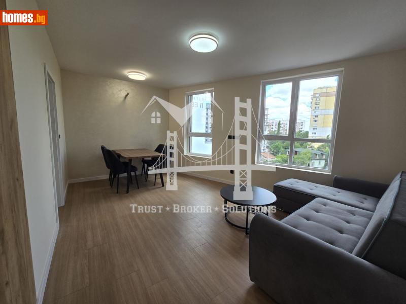 Тристаен, 98m² - снимка 2