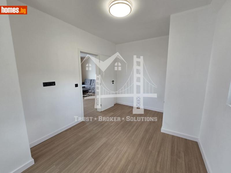 Тристаен, 98m² - снимка 5