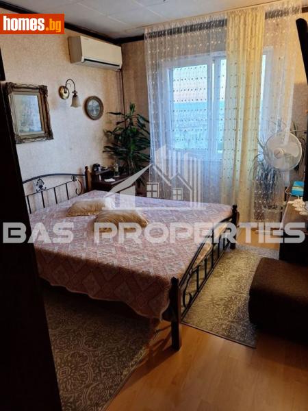 Тристаен, 98m² - снимка 8