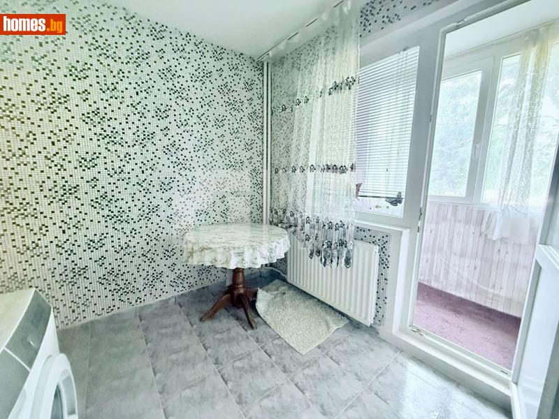Тристаен, 83m² - снимка 4