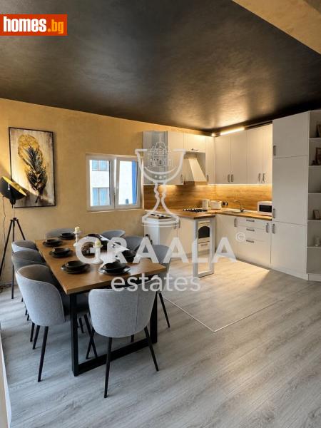 Тристаен, 141m² - снимка 1