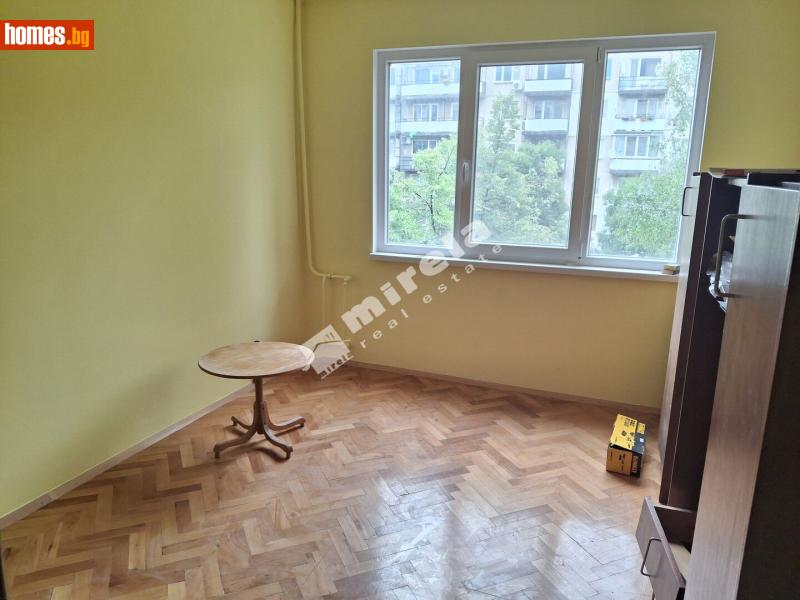 Тристаен, 88m² - снимка 4
