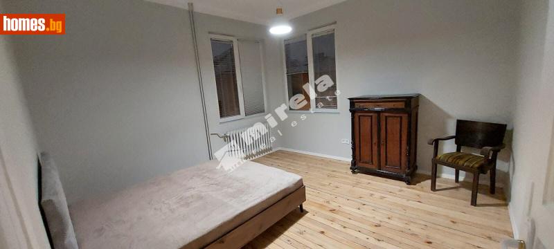 Тристаен, 84m² - снимка 4