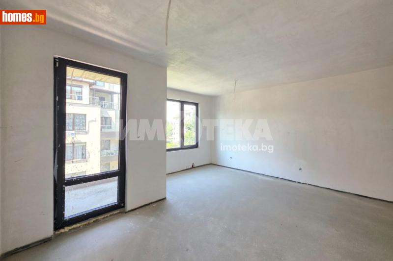Тристаен, 93m² - снимка 3