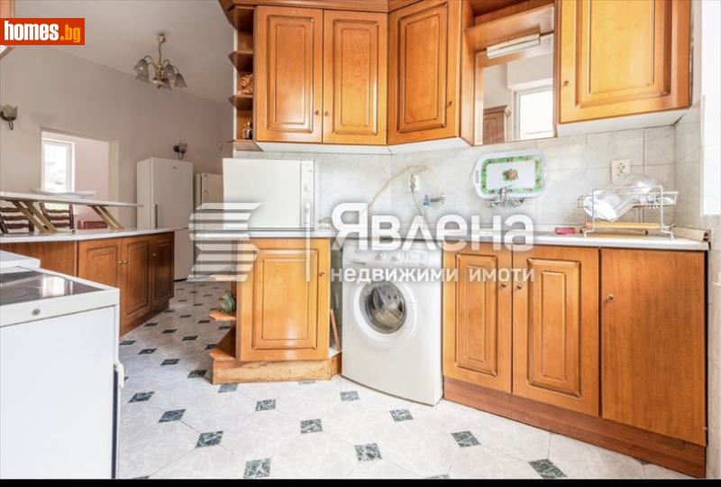 Тристаен, 117m² - снимка 8