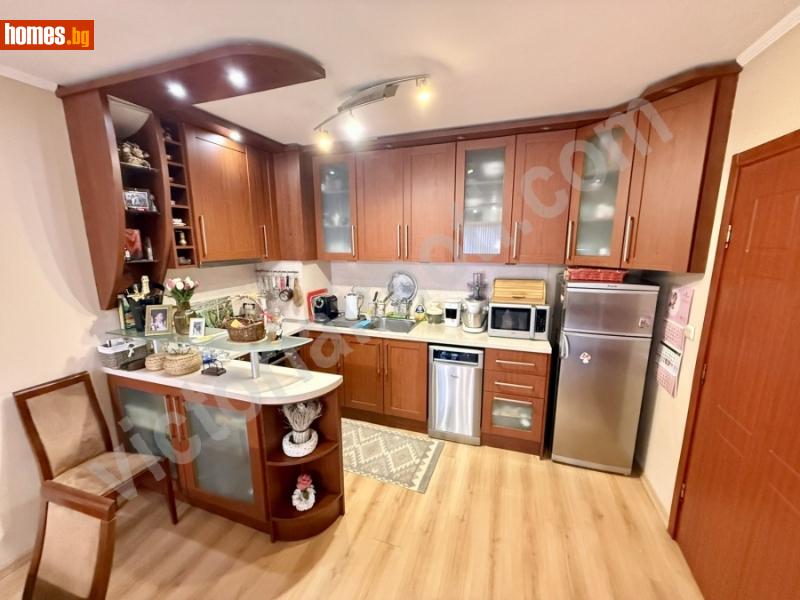 Двустаен, 80m² -  Център, Велико Търново - Апартамент за продажба - ВИКТОРИЯ ИМОТИ - 120194235