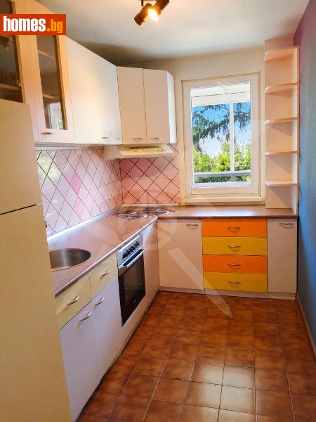 Тристаен, 105m² - снимка 1