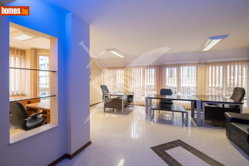 Тристаен, 102m² - снимка 2