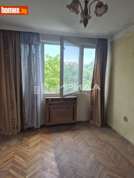 Тристаен, 110m² - снимка 2