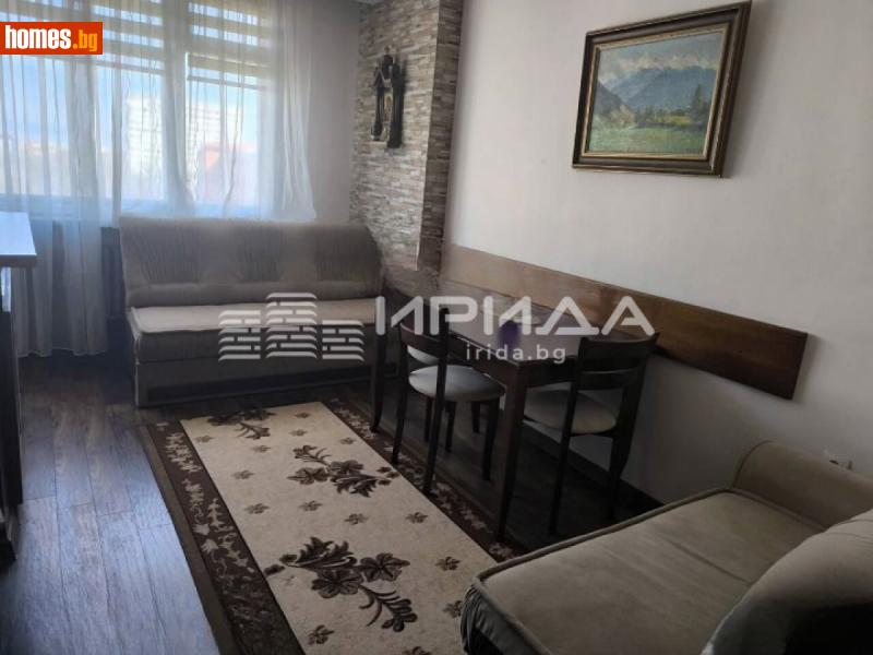 Тристаен, 74m² - снимка 2