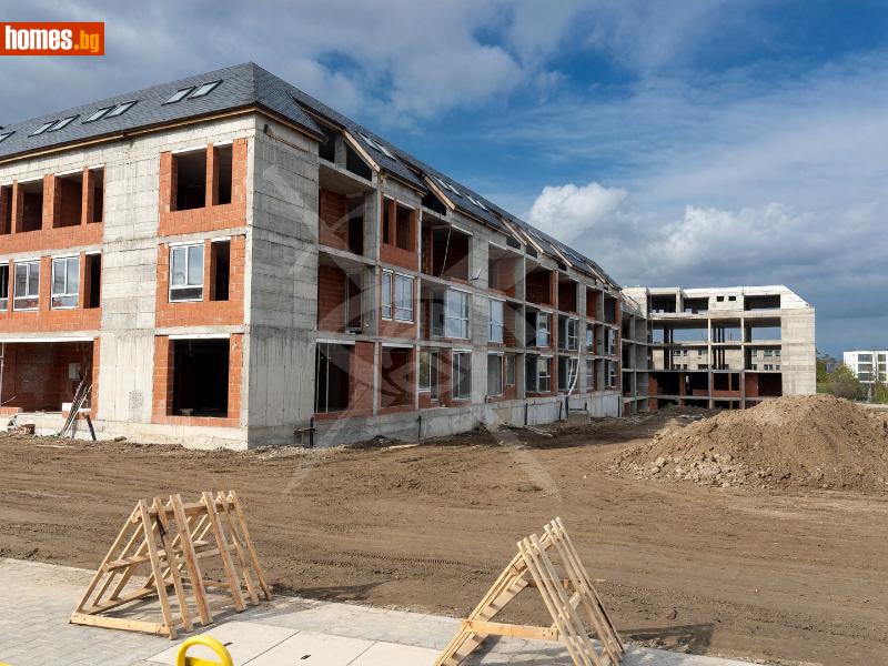 Двустаен, 65m² - снимка 9