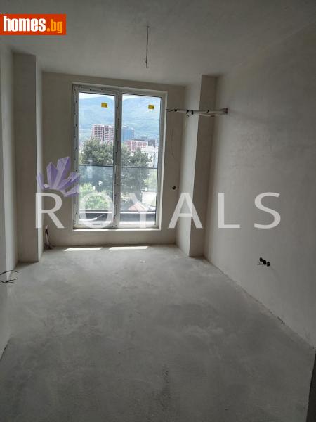 Тристаен, 102m² - снимка 5