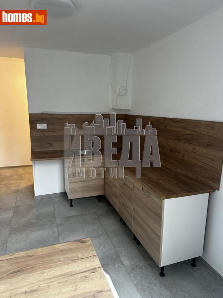 Четиристаен, 85m² - снимка 2