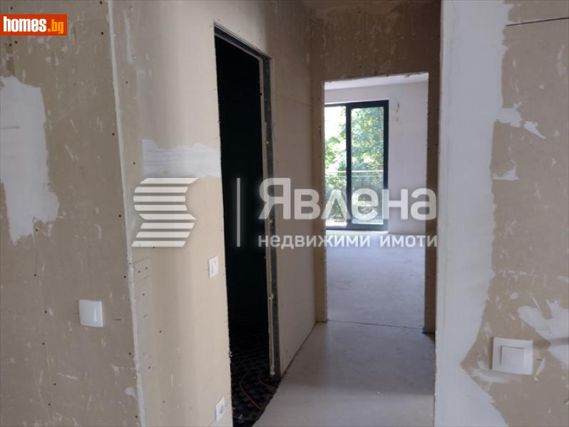 Тристаен, 138m² - снимка 8