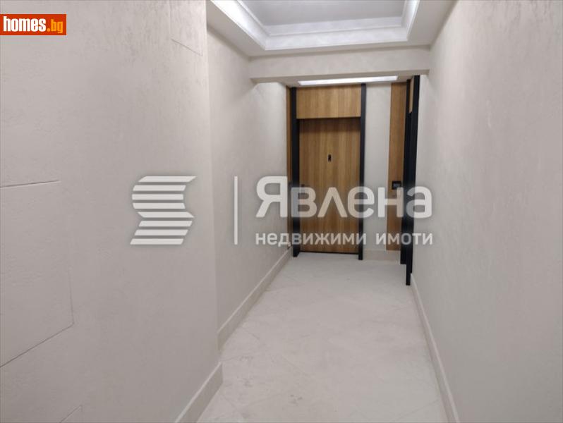 Тристаен, 138m² - снимка 10