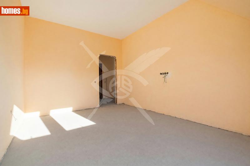 Тристаен, 136m² - снимка 5