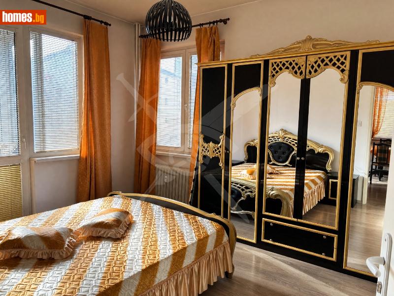 Двустаен, 73m² - снимка 8
