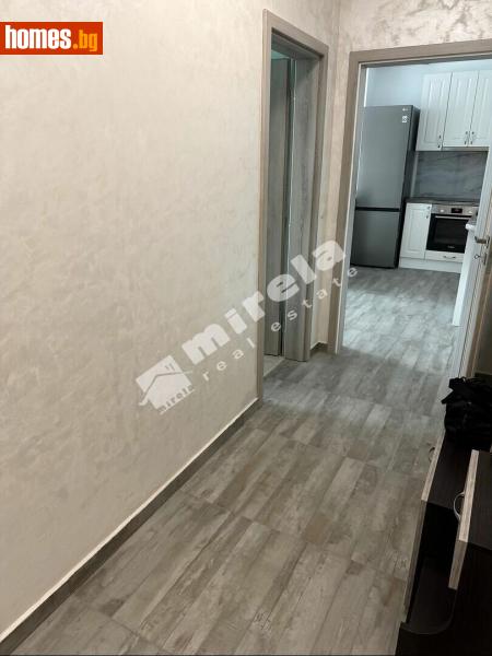 Тристаен, 86m²