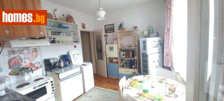 Тристаен, 90m² - Апартамент за продажба - 120243338