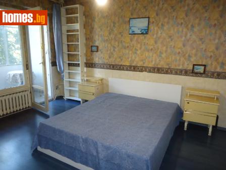 Тристаен, 65m² - Апартамент за продажба - 120256651