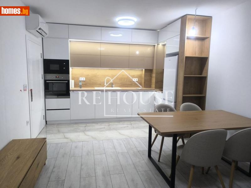 Двустаен, 55m²