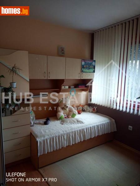Тристаен, 85m² - Жк. Добротица, Добрич - Апартамент за продажба - Хъб Естейт ЕООД - 120323286