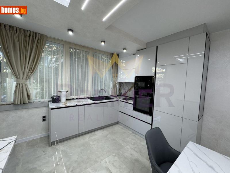 Четиристаен, 110m²