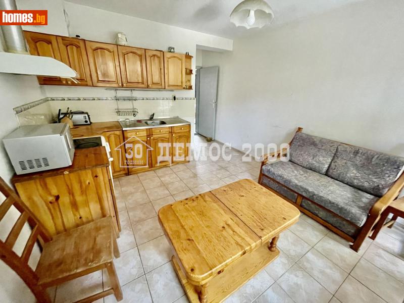 Тристаен, 72m² -  ЗК Тракия, Варна - Апартамент за продажба - Демос 2000 ООД - 120377580