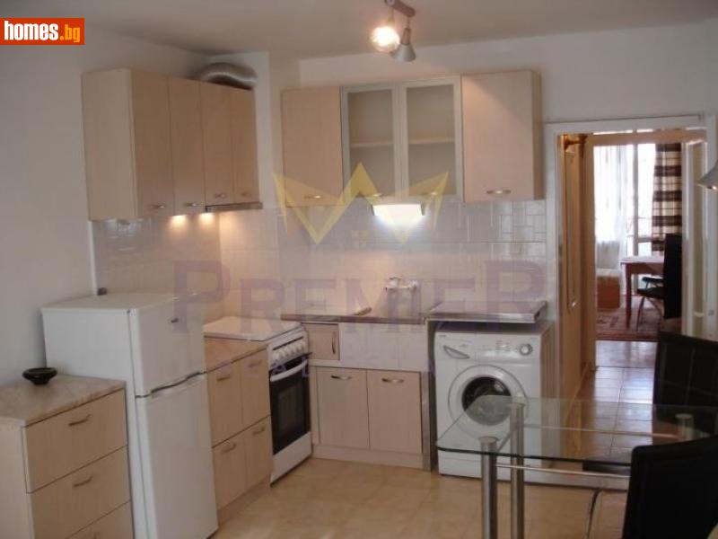 Двустаен, 70m²