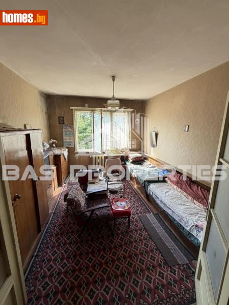 Тристаен, 85m² - Жк. Лагера, София - Апартамент за продажба - BasProperties - 120427692