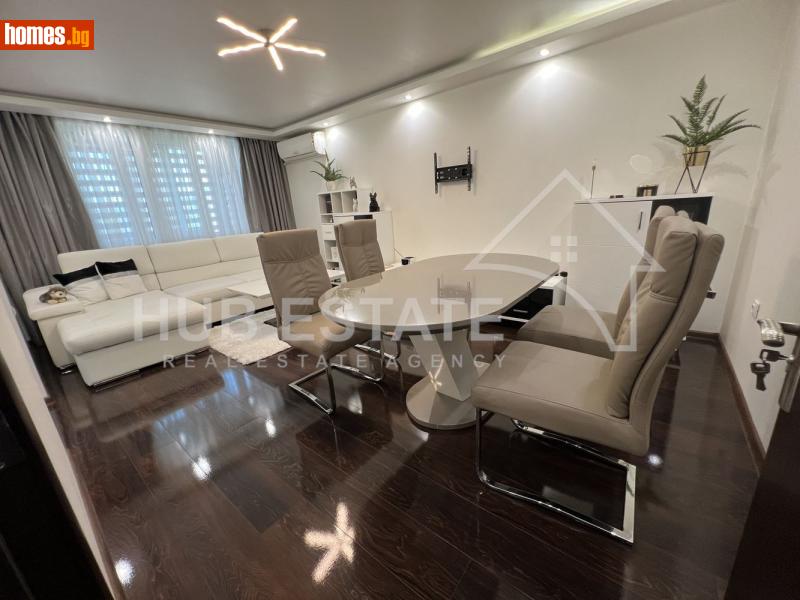 Тристаен, 94m² -  Център, Добрич - Апартамент за продажба - Хъб Естейт ЕООД - 120428101