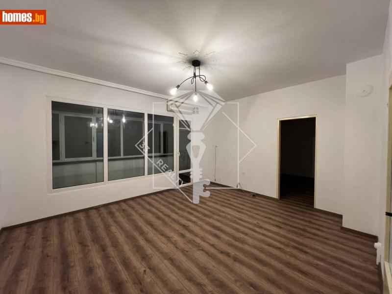 Тристаен, 87m² - Жк. Христо Ботев, Пловдив - Апартамент за продажба - 33 Realty - 120428309
