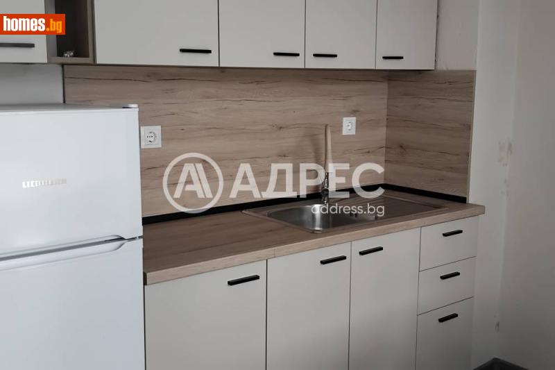 Двустаен, 67m²