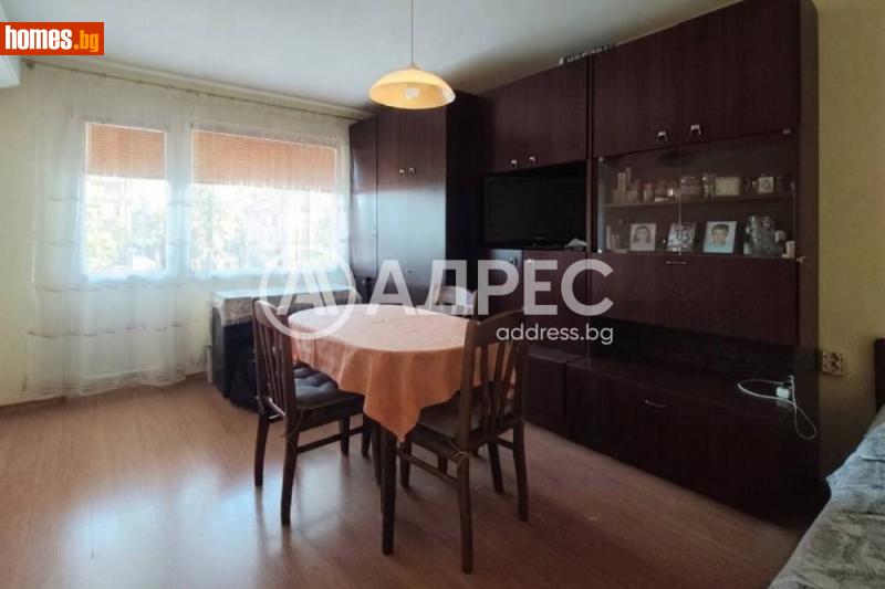 Едностаен, 32m²