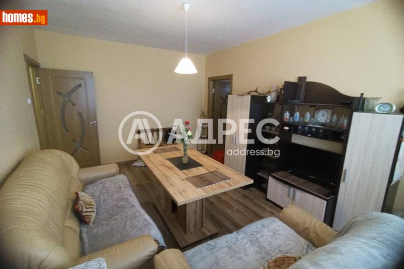 Двустаен, 53m²