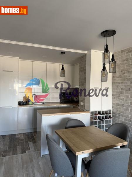 Двустаен, 65m²