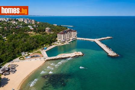 Тристаен, 180m² - Апартамент за продажба - 120577823