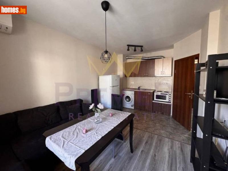 Двустаен, 52m²