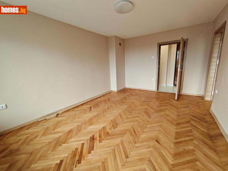 Тристаен, 80m² - Жк. Добруджански, Шумен - Апартамент за продажба - Адрес недвижими имоти - кантора Шумен - 120788074