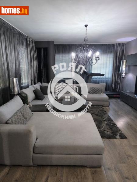 Тристаен, 120m²