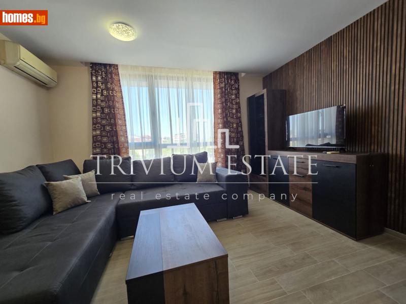 Двустаен, 70m²