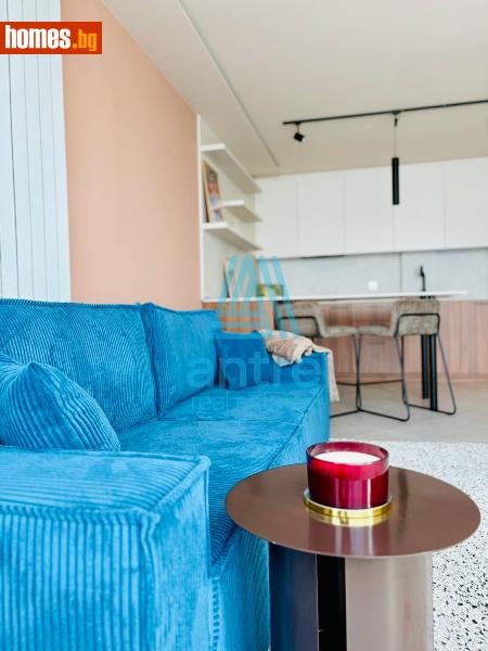 Тристаен, 65m² - Жк. Лозенец, София - Апартамент за продажба - Антре - 120913521