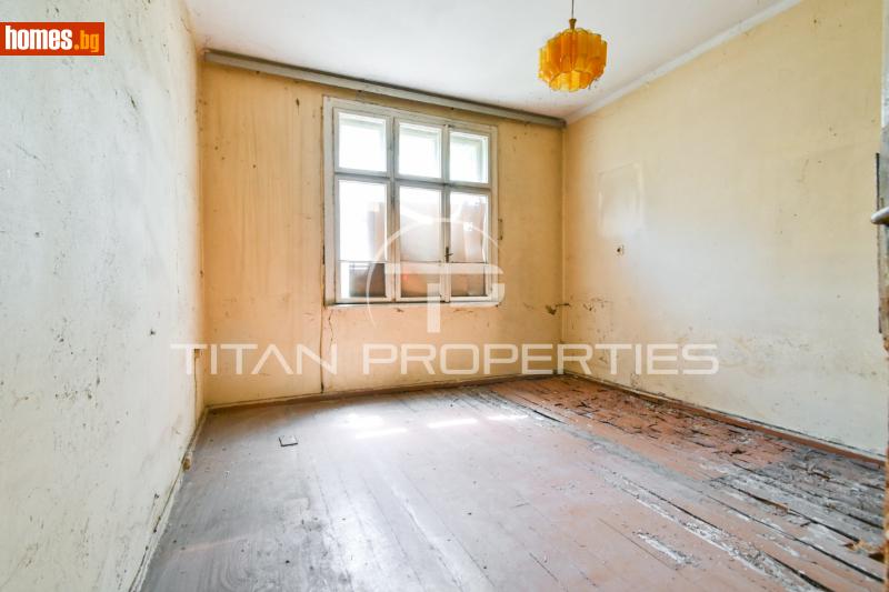 Тристаен, 114m² - Жк. Банишора, София - Апартамент за продажба - Титан Пропъртис - 120984500