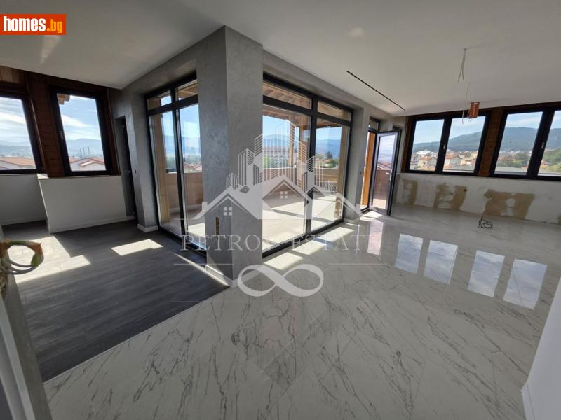 Тристаен, 190m² - Гр.Велинград, Пазарджик - Апартамент за продажба - Petrov Estate - 121024773