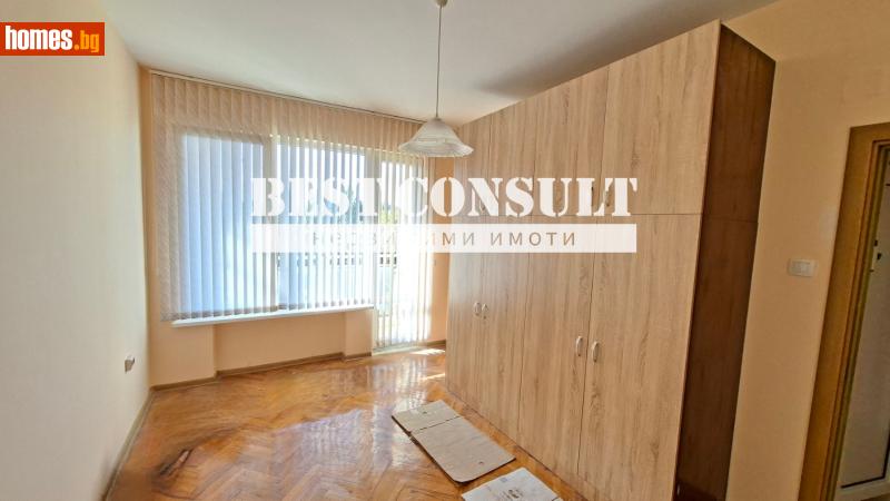 Двустаен, 65m²
