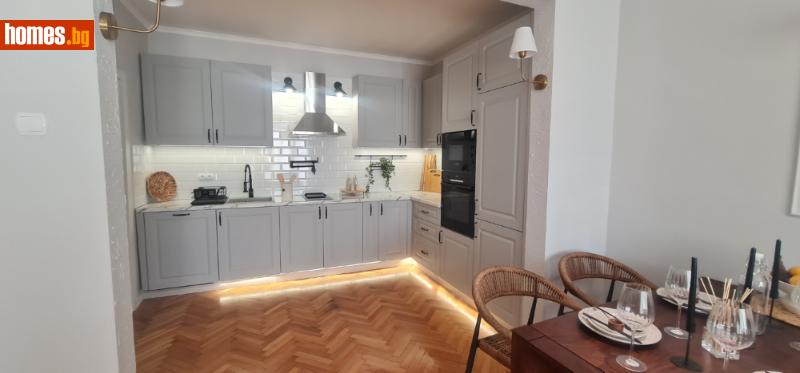 Тристаен, 75m² -  Център, София - Апартамент за продажба - Йоли Въчева - 121082279