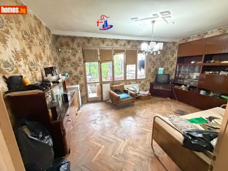Тристаен, 85m² -  Център, Шумен - Апартамент за продажба - Аджест хоум - 121149729