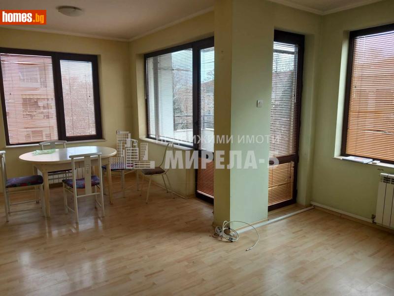 Двустаен, 70m²