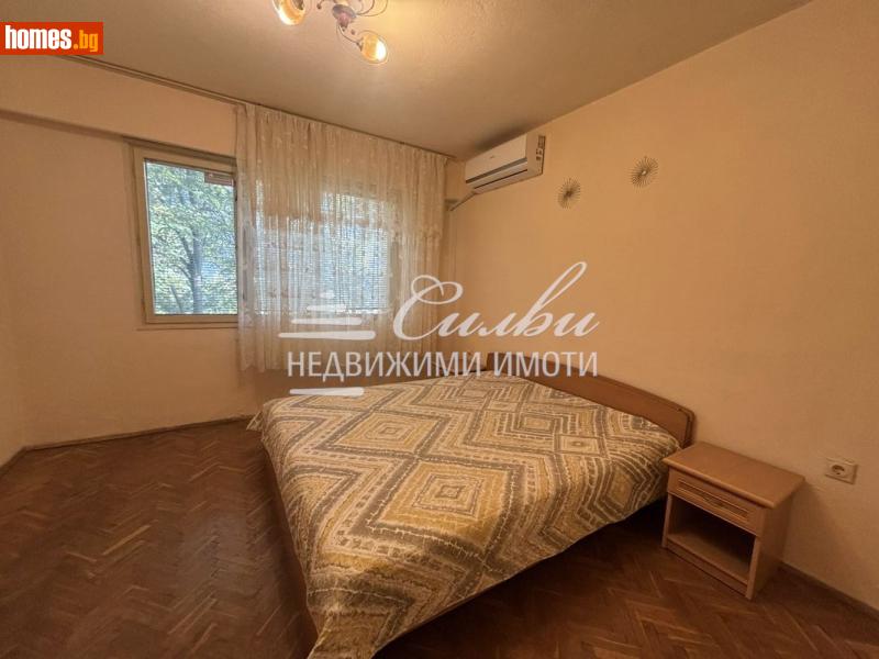 Двустаен, 70m²